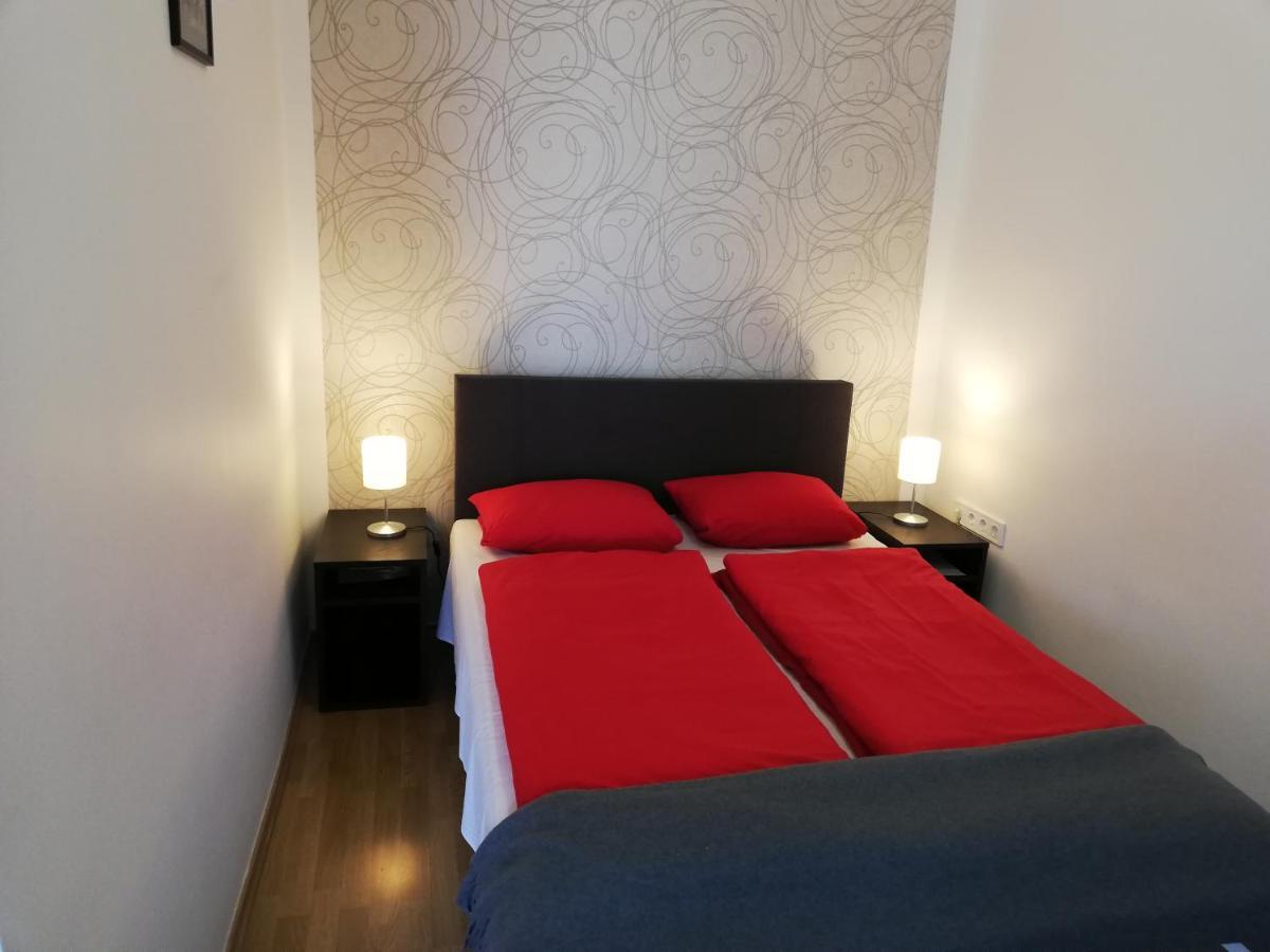 Bed and Breakfast Eden Panzio Еґер Екстер'єр фото