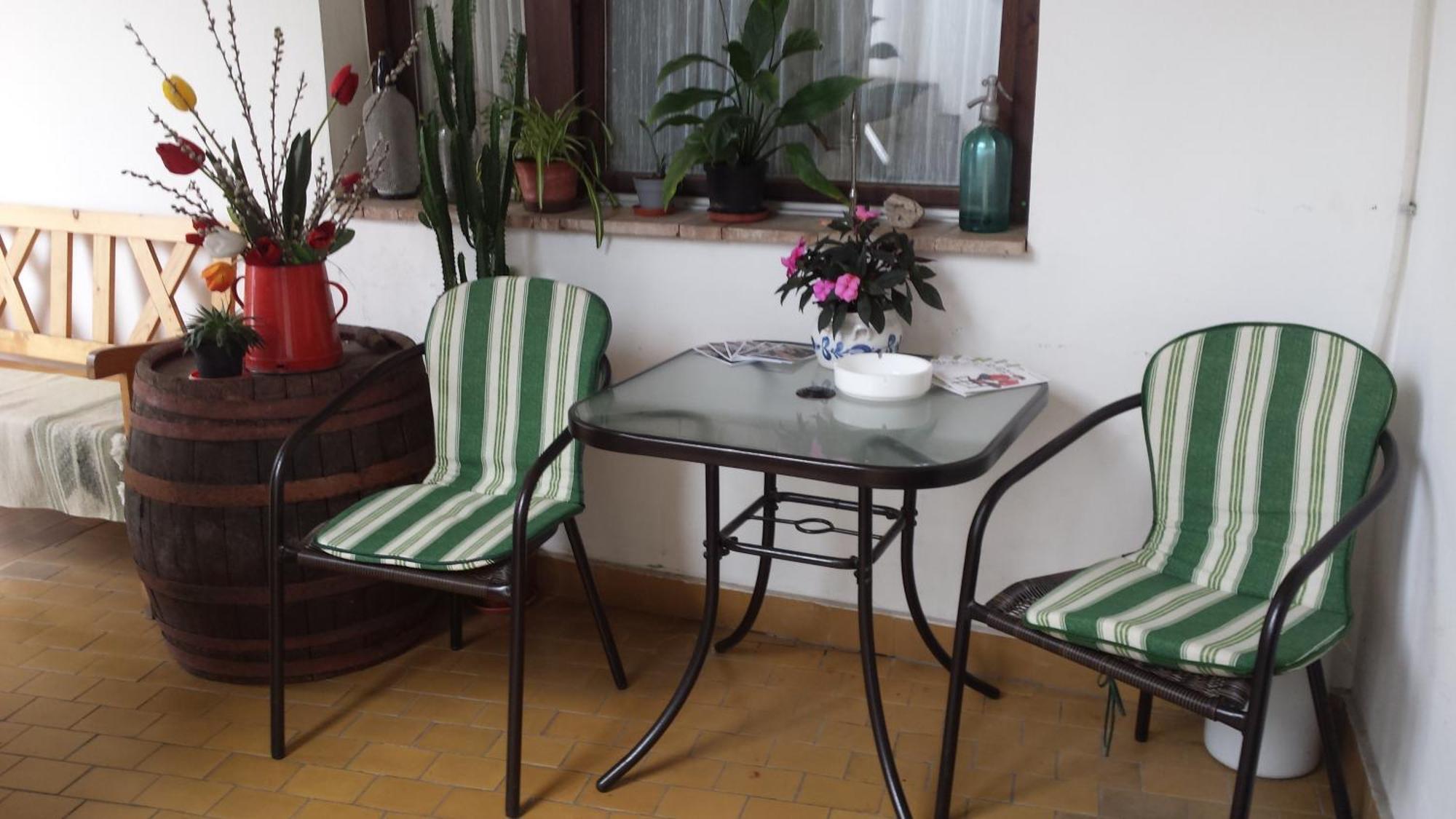 Bed and Breakfast Eden Panzio Еґер Екстер'єр фото