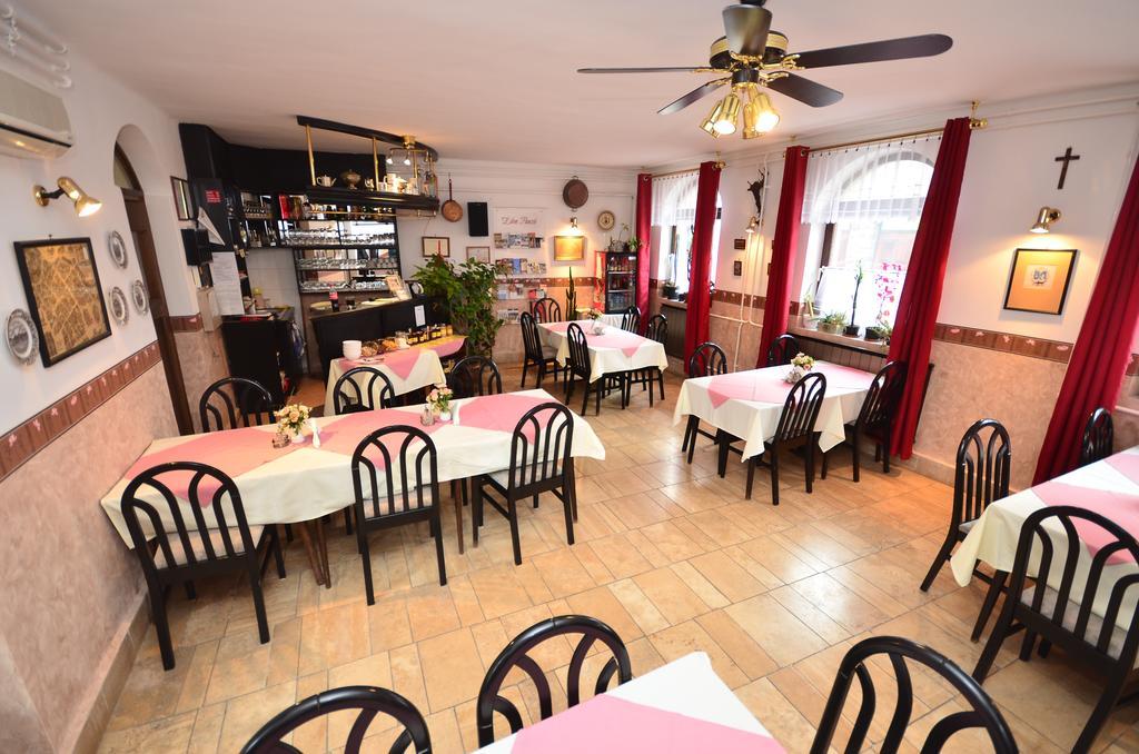 Bed and Breakfast Eden Panzio Еґер Екстер'єр фото