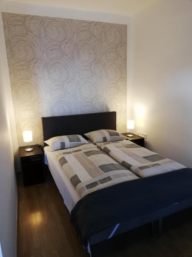 Bed and Breakfast Eden Panzio Еґер Екстер'єр фото